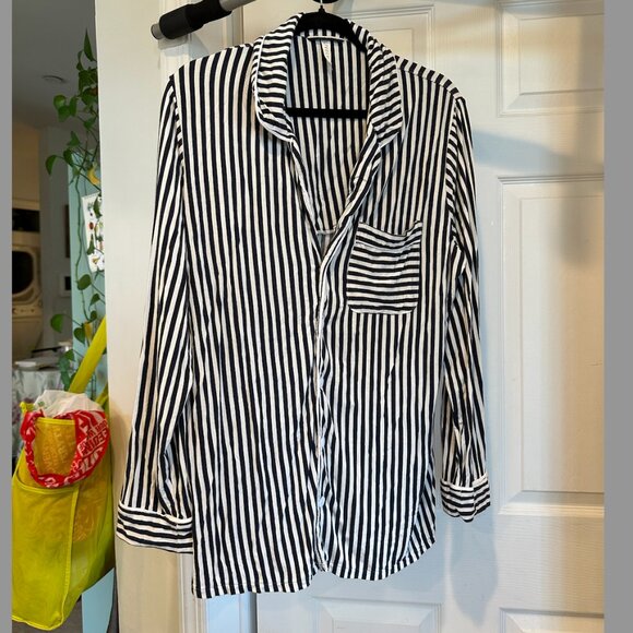 Lively Navy & White Striped Button-Down Pajama Set – Large (Top + Pants) - Picture 2 of 8